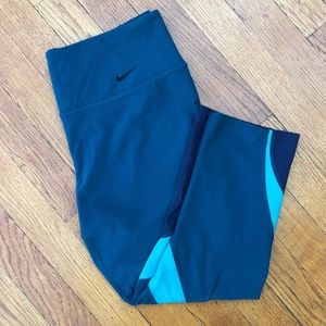 Nike Dri Fit Cropped Leggings